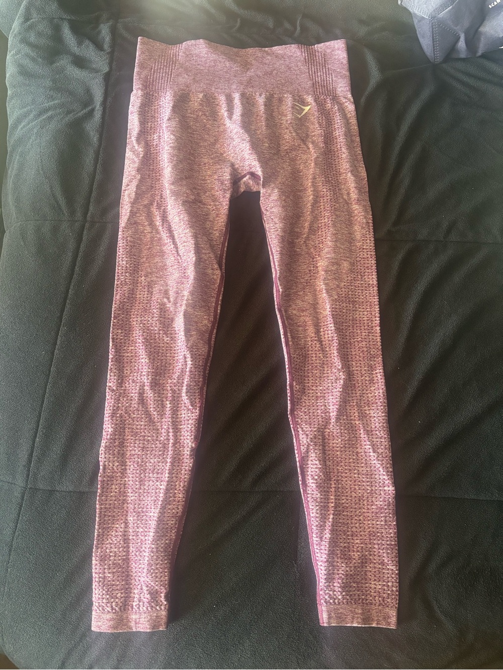 Gym shark leggings size M
